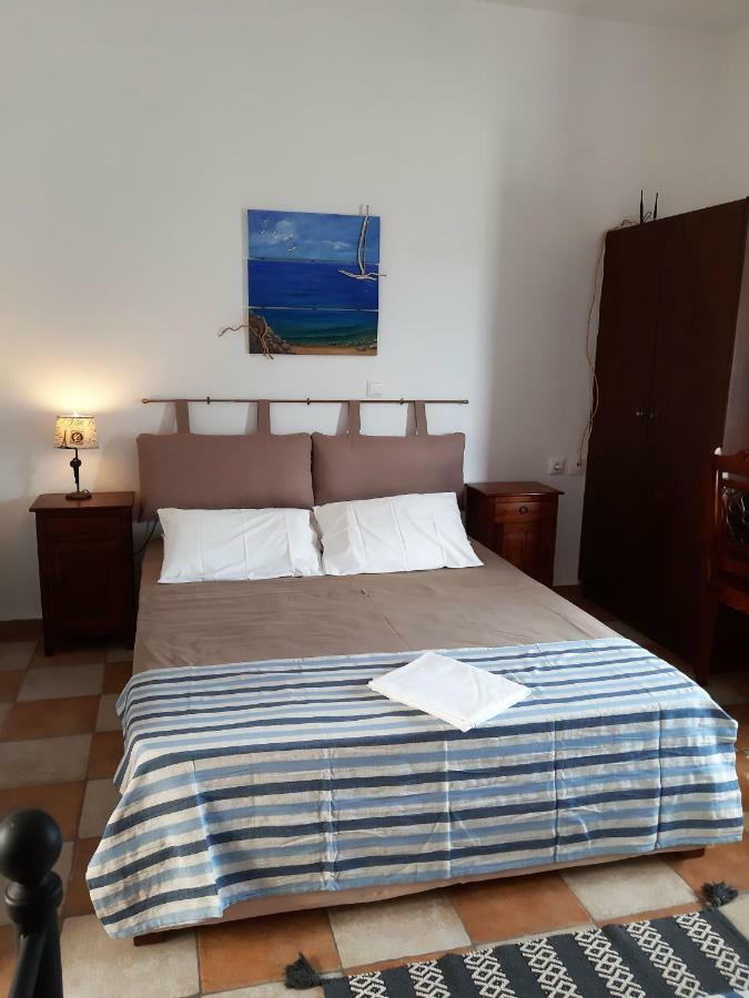 Motivo Apartment Kastron  Luaran gambar