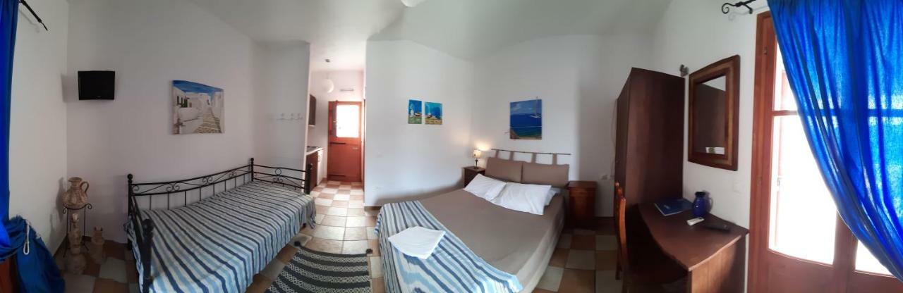 Motivo Apartment Kastron  Luaran gambar